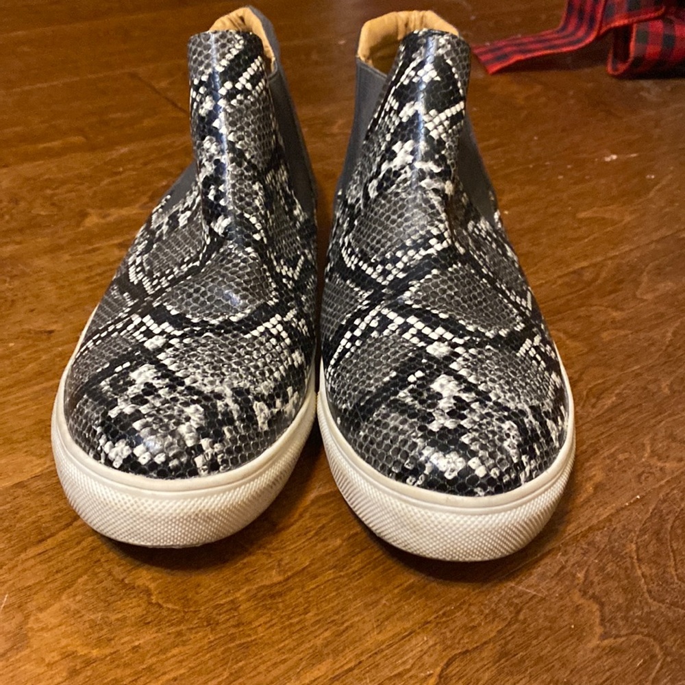 Snake skin bootie Soho elite